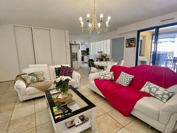 Appartement Six Fours Les Plages 4 pièce(s) 95 m2