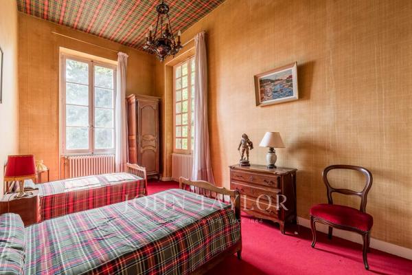 MAISON DE MAÎTRE HISTORIQUE - PARC DE 1,3ha - JOHN TAYLOR