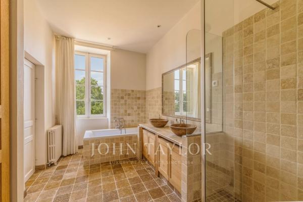 NORD GIRONDE - CHARTREUSE XVIIème, PARC 6ha - JOHN TAYLOR