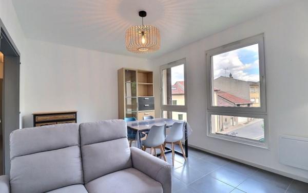 Appartement à louer    3 pièces • 64,57 m2 Saint-Avold