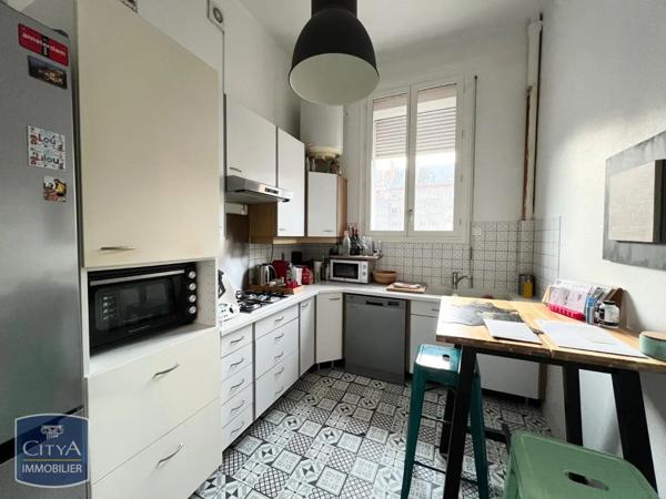 Appartement à louer 5 pièces 115.84m²