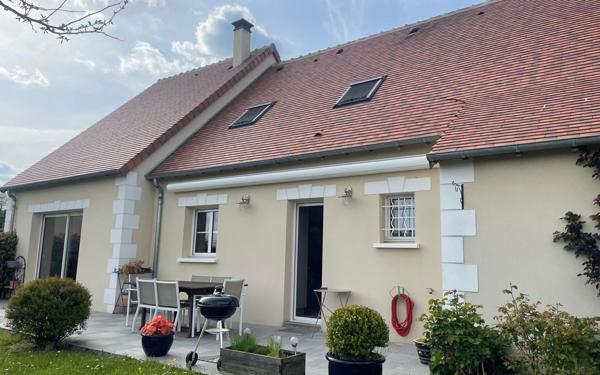 Maison à vendre    5 pièces •  Saint-Aignan