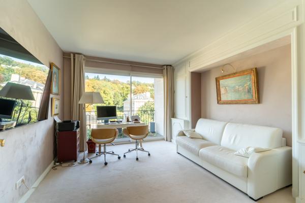 Appartement 5 pièces - 159 m²