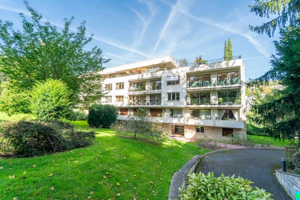 Appartement 5 pièces - 159 m²