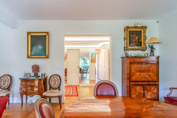 Appartement 5 pièces - 159 m²