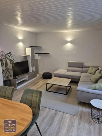 Appartement à louer 4 pièces 66.95m² Douai (59500)