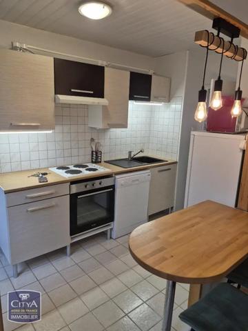 Appartement à louer 4 pièces 66.95m² Douai (59500)