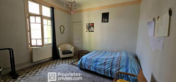 Maison de caractère  6 pièces Perpignan centre avec local / garage de 80 m²