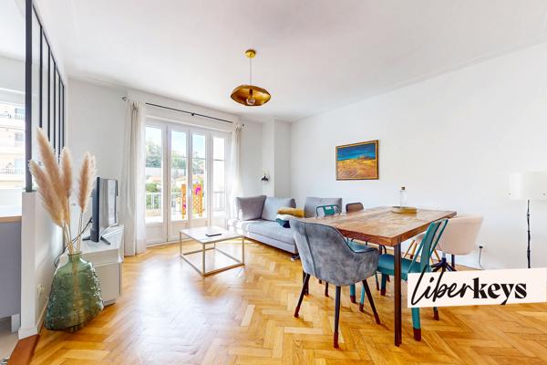 Nice Californie – Grand 2 pièces traversant de 64 m² avec balcons et accès direct Promenade des Anglais
