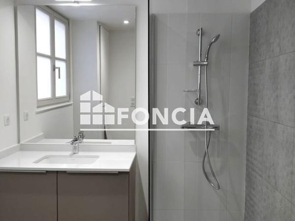 Location Studio 30.57 m² - 1 RUE DES CHANOINES Nancy 54000