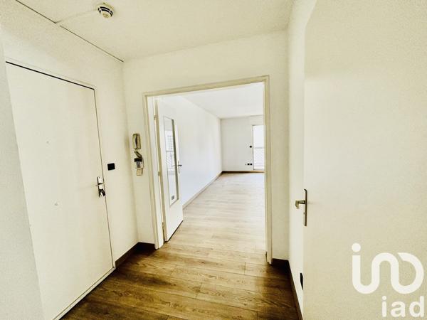 Appartement 2 pièces de 50 m² à Marseille (13008)