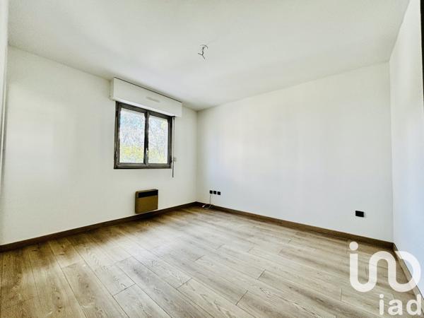 Appartement 2 pièces de 50 m² à Marseille (13008)