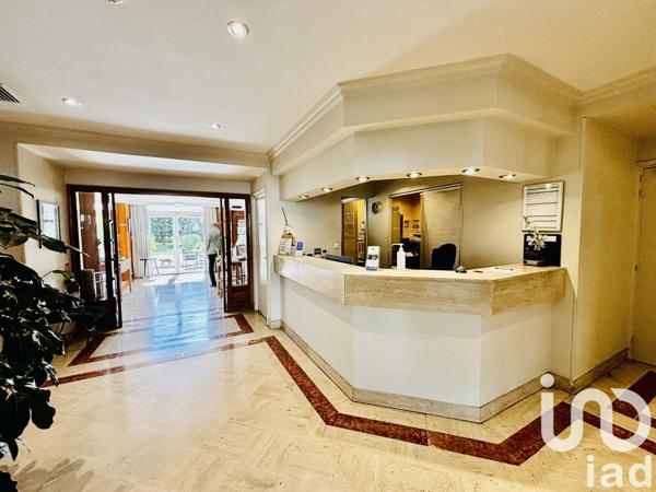 Appartement 2 pièces de 50 m² à Marseille (13008)