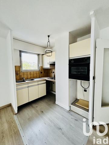 Appartement 2 pièces de 50 m² à Marseille (13008)