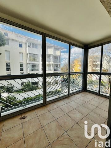 Appartement 2 pièces de 50 m² à Marseille (13008)