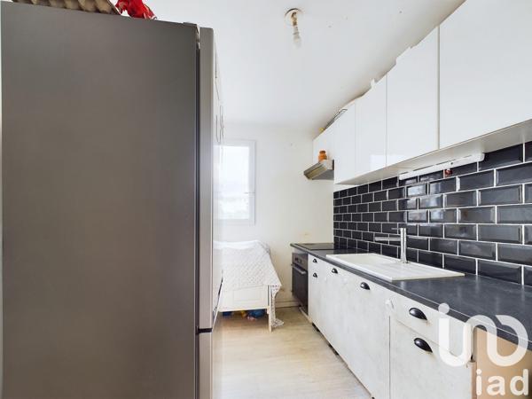 Appartement 2 pièces de 50 m² à Évry (91000)