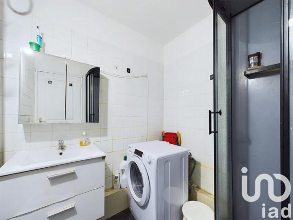 Appartement 2 pièces de 50 m² à Évry (91000)