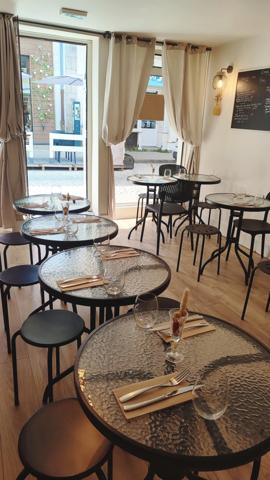 VANNES – EMPLACEMENT N°1 – VENTE FONDS DE COMMERCE RESTAURANT