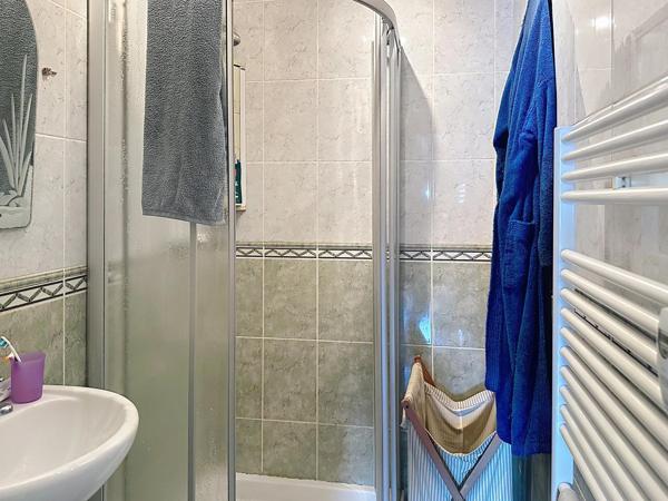 Vaste et lumineux appartement de 105 m2