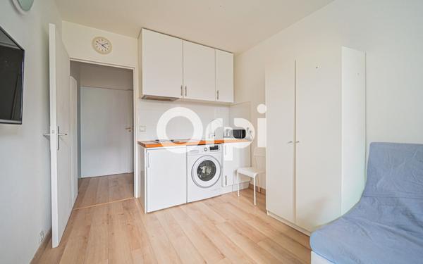 Appartement à vendre    1 pièce • 15,70 m2 Paris 19