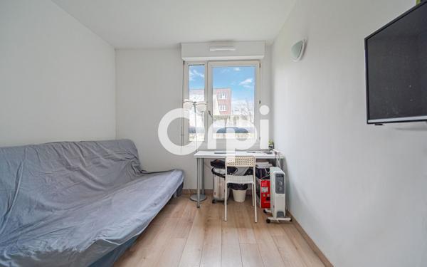 Appartement à vendre    1 pièce • 15,70 m2 Paris 19