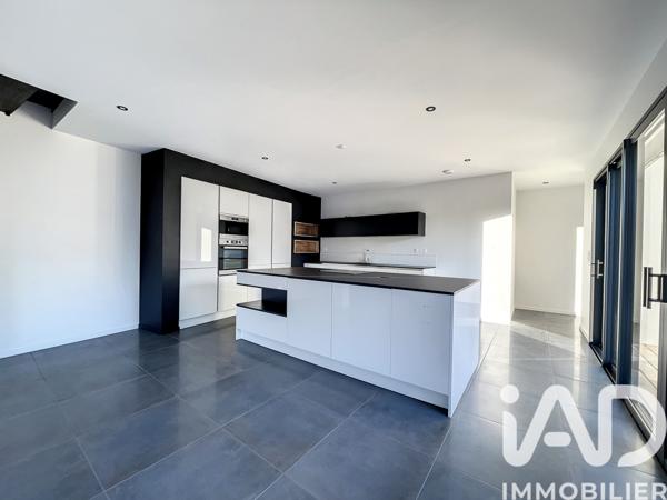 Location maison 6 pièces 164 m² Noyal-Châtillon-sur-Seiche