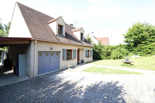 Maison à vendre 6 pièces 133 m² Moret-Loing-et-Orvanne
