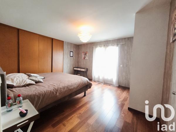 Maison à vendre 7 pièces 243,31 m² Saint-Pathus