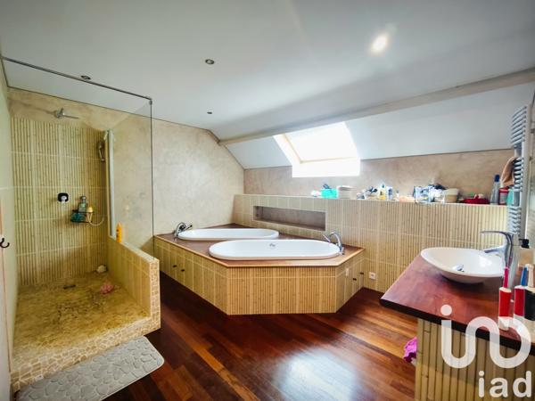Maison à vendre 7 pièces 243,31 m² Saint-Pathus