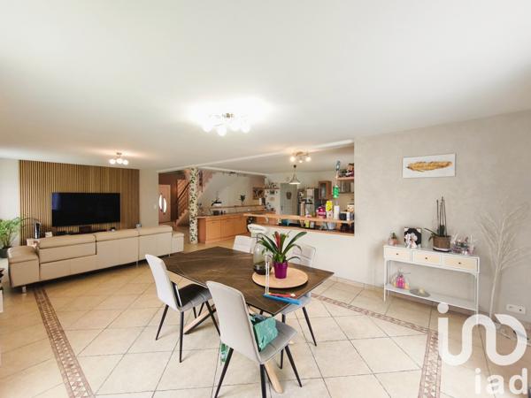 Maison à vendre 7 pièces 243,31 m² Saint-Pathus