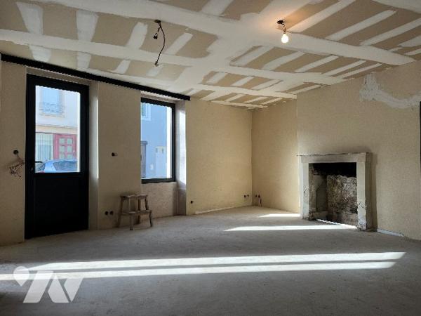Maison de bourg à Liré – Bien à fort potentiel avec travaux à finaliser