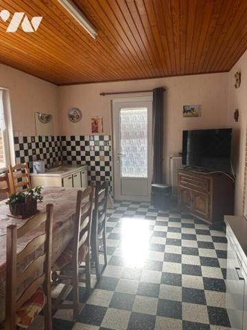Maison individuelle à vendre sur la commune de ROCQUIGNY comprenant rdc: entrée, salle à manger...
