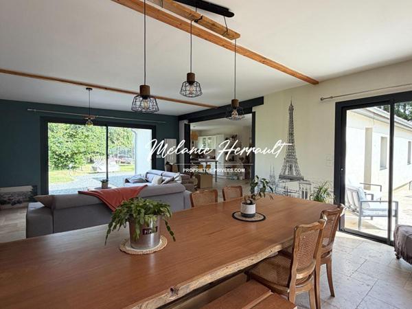 Maison individuelle - 6 pièces - 4 chambres - Parigné l'Evêque (72250)