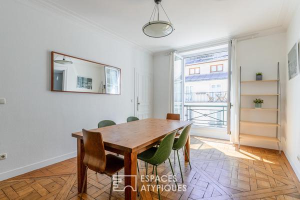 Appartement traversant en étage élevé à sublimer – Élysées-Madeleine