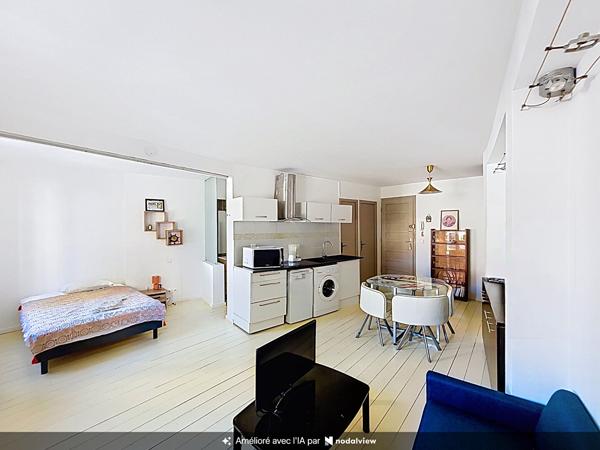 Studio rue Joseph Vernet de 31.67 m²