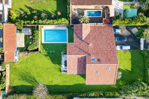 Maison 7 pièces - 182 m²