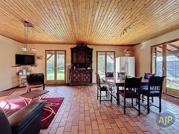 Vente maison Hourtin : 317 400 € - AJP Hourtin Immobilier