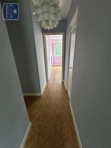 Appartement à louer 4 pièces 75.63m² Évry-Courcouronnes (91000)