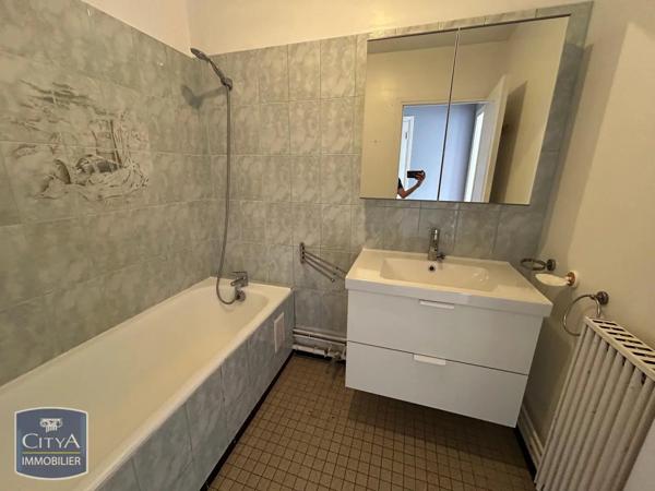 Appartement à louer 4 pièces 75.63m² Évry-Courcouronnes (91000)