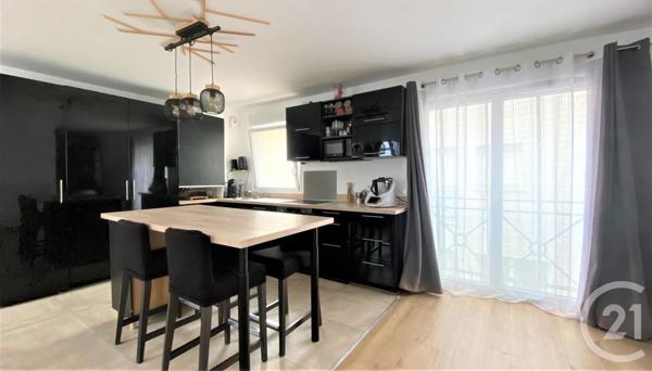 appartement à vendre  4 pièces - 93 m2 TRAPPES - 78