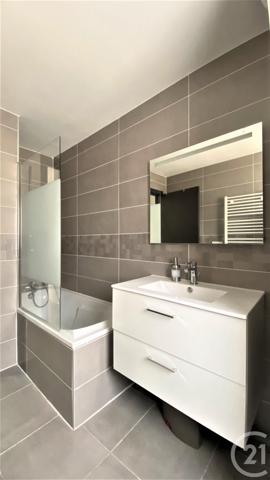 appartement à vendre  4 pièces - 93 m2 TRAPPES - 78