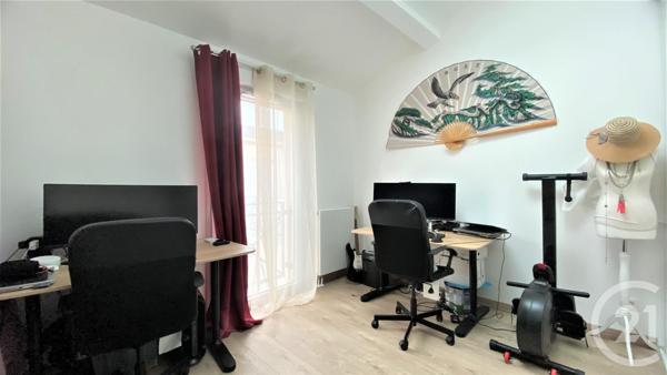 appartement à vendre  4 pièces - 93 m2 TRAPPES - 78