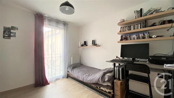 appartement à vendre  4 pièces - 93 m2 TRAPPES - 78