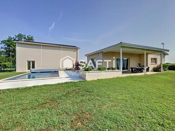 Villa tout confort avec piscine et dépendance
