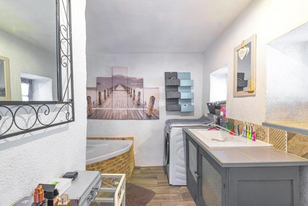 A  Marigné, superbe maison 3 chambres