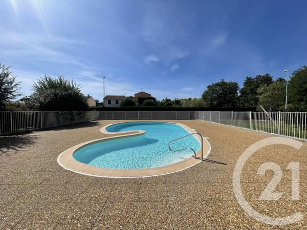 Appartement F1 à vendre  1 pièce - 32,21 m2 ST LAURENT DU VAR - 06