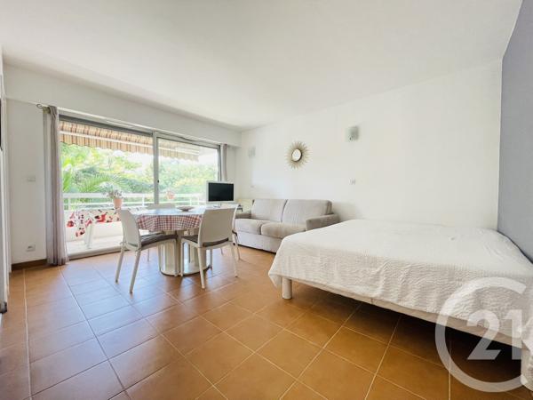 Appartement F1 à vendre  1 pièce - 32,21 m2 ST LAURENT DU VAR - 06