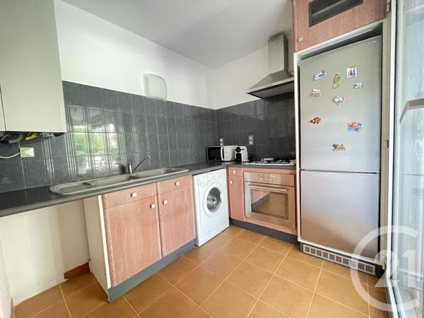 Appartement F1 à vendre  1 pièce - 32,21 m2 ST LAURENT DU VAR - 06