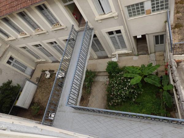 Immeuble à vendre NERIS LES BAINS (03)