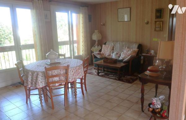 Entre la gare et Les Minimes, ds quartier calme, PAVILLON +110m2 hab, comprenant :
. en RC : e...